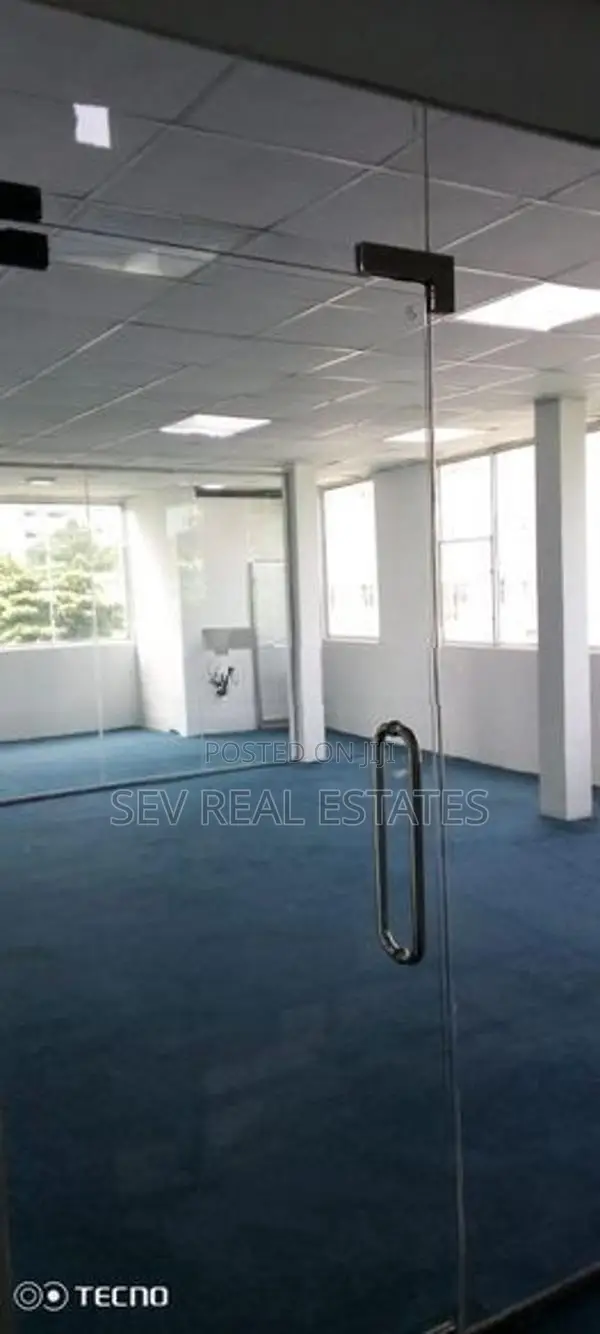 Third Floor Commercial Property for Rent in Nugegoda