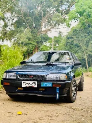 Mazda Familia 1987