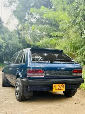 Mazda Familia 1987