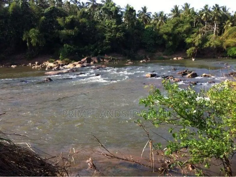 Boralesgamuwa Land for Sale