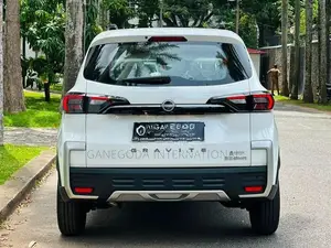 Nissan Gravite Tekna Ez 2026
