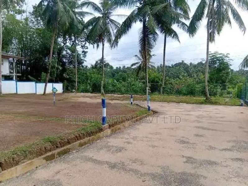 Athurugiriya Town Millennium City Near Land for Sale