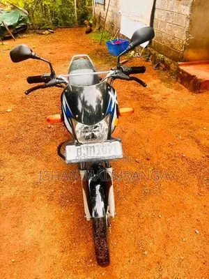 Bajaj CT100 2024