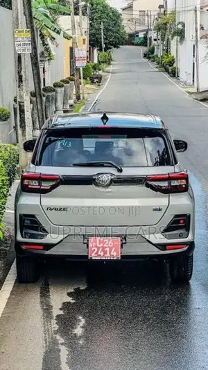 Toyota Raize Z HYBRID 4WAY 2025