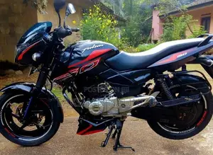 Bajaj Pulsar 150 2015