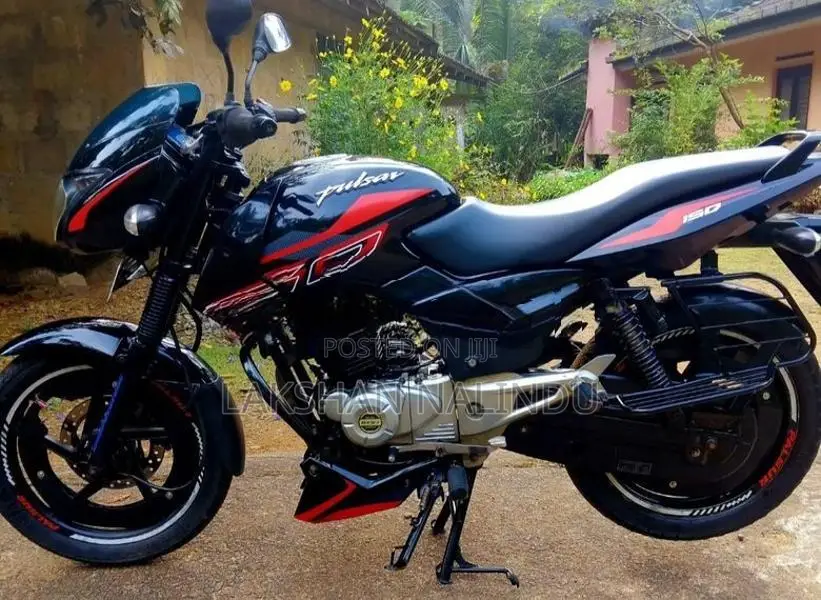 Bajaj Pulsar 150 2015