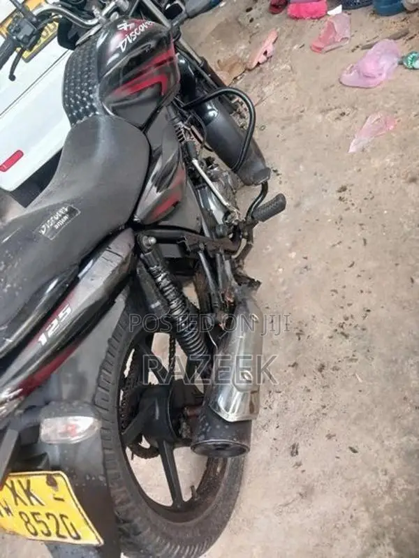 Bajaj Discover 2012