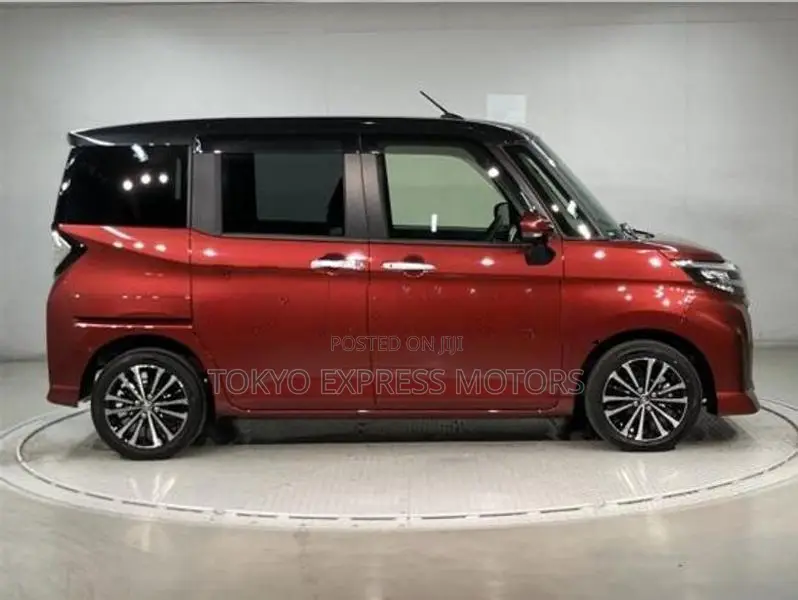 Toyota Roomy GT TURBO 2025