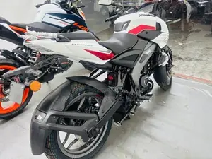 Bajaj Pulsar NS200 2026