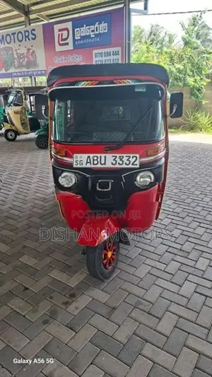Bajaj RE 4 Stroke 2019