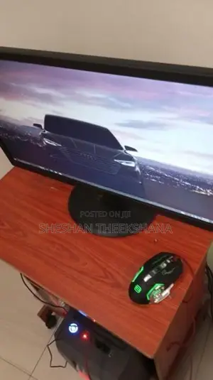 Intel i7-3770 Mid Range Gaming Pc