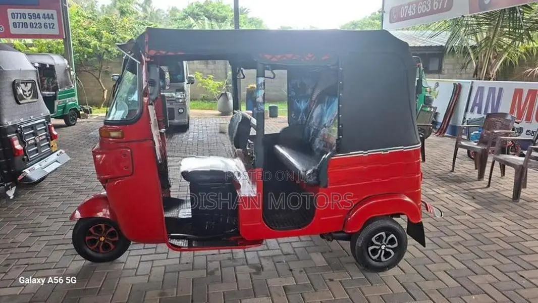 Bajaj RE 4 Stroke 2014