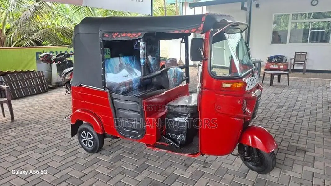 Bajaj RE 4 Stroke 2014