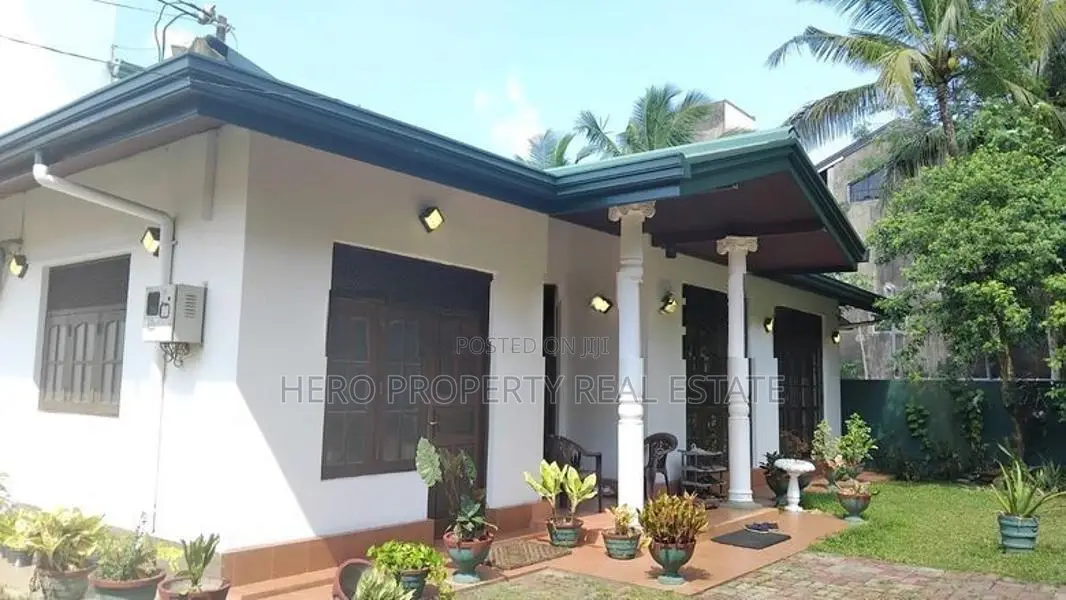 HJS103 - Valuable Two Storey House for Sale in Kadawatha