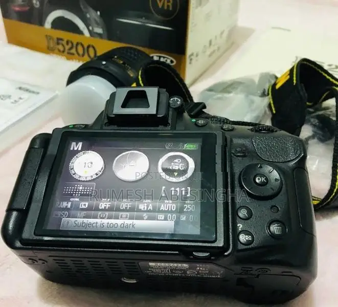 Nikon D5200 DSLR Camera