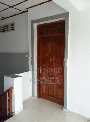 Upstair House for Rent in Kadawatha Working Couple Only