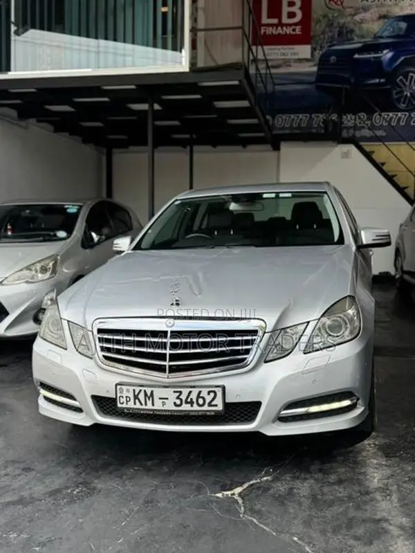 Mercedes Benz E200 Avantgarde W212 2010