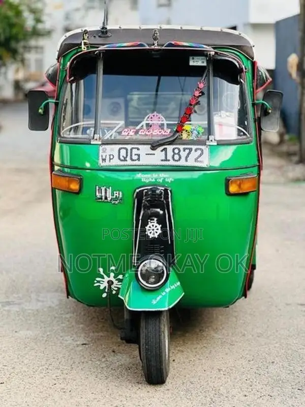 Bajaj RE 2006