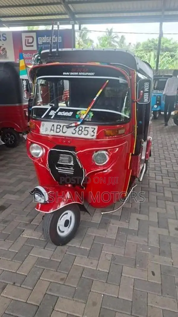 Bajaj RE 4 Stroke 2015