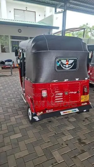Bajaj RE 4 Stroke 2015