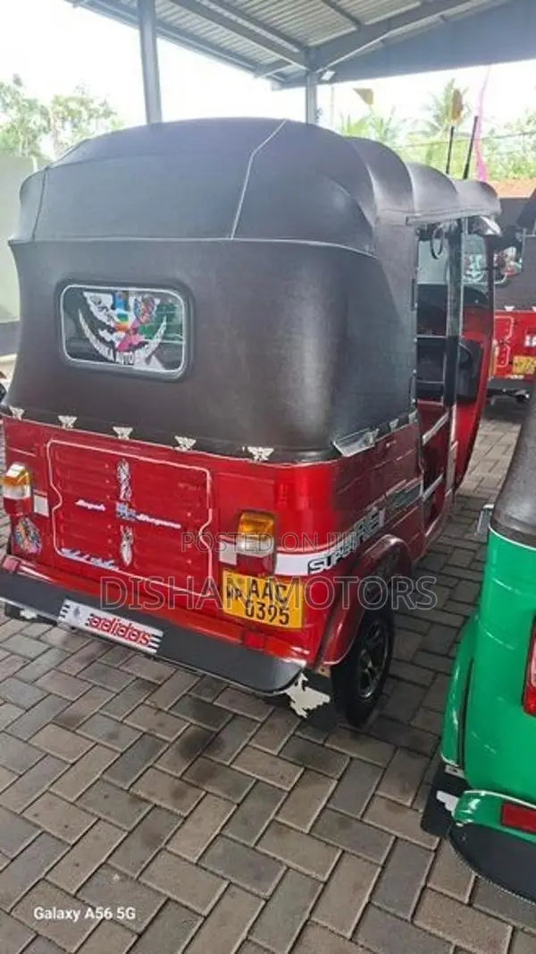 Bajaj RE 4 Stroke 2012