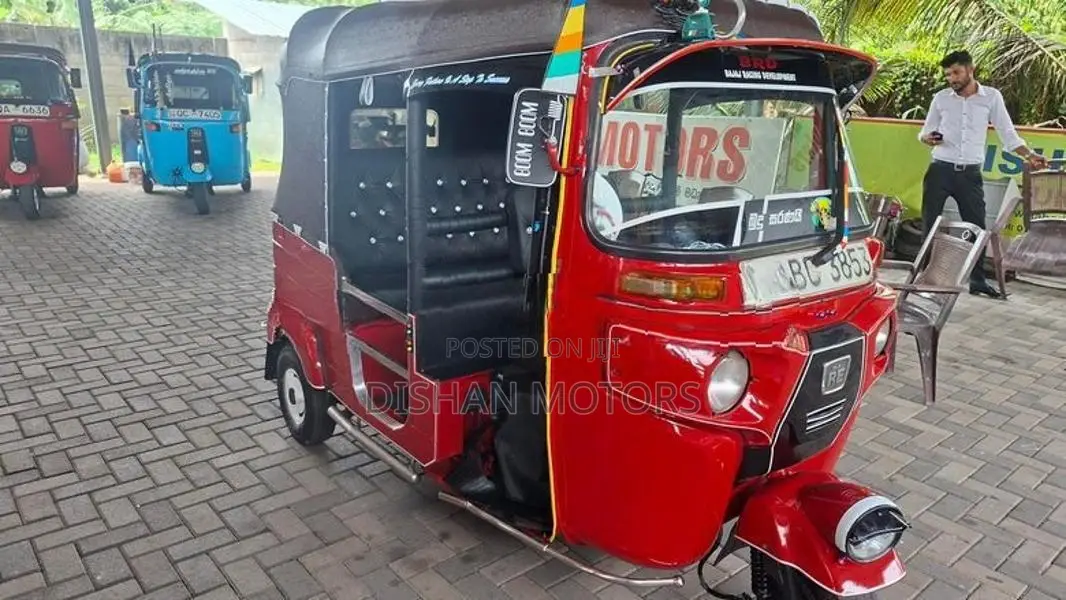 Bajaj RE 4 Stroke 2015