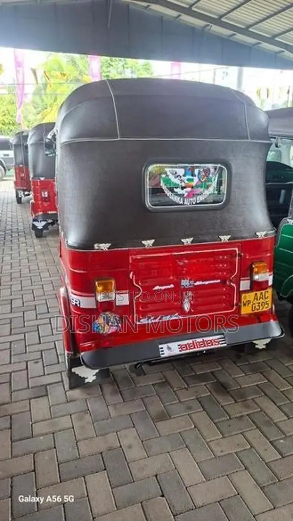 Bajaj RE 4 Stroke 2012
