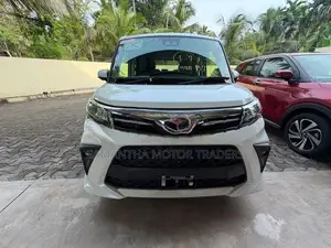 Toyota Roomy G grade 2024