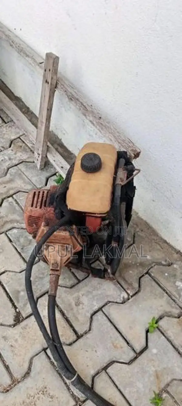 Grass Cutter Machine