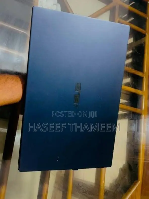 ASUS ExpertBook