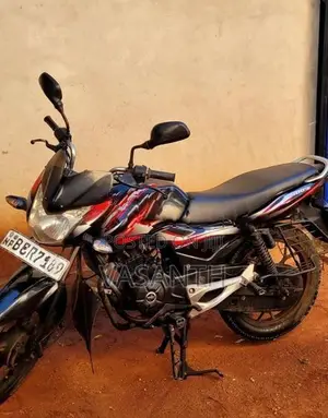 Bajaj Discover 100M 2015