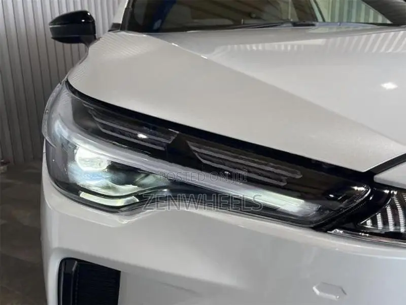 Toyota Corolla Cross Z Hybrid 2026