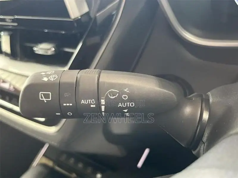 Toyota Corolla Cross Z Hybrid 2026