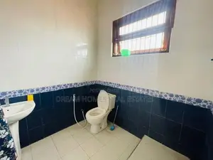 Spacious 5-Bedroom House for Sale in Kadawatha