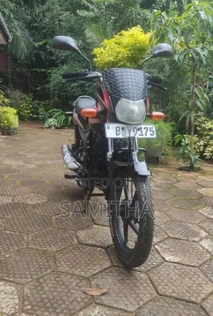 Bajaj Platina 100 ES 2016