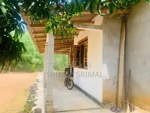 දෙහිඅත්තකණ්ඩිය නිවසක් සමඟ ඉඩම විකිණීමට