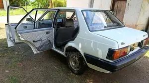 Nissan Sunny B11 1983