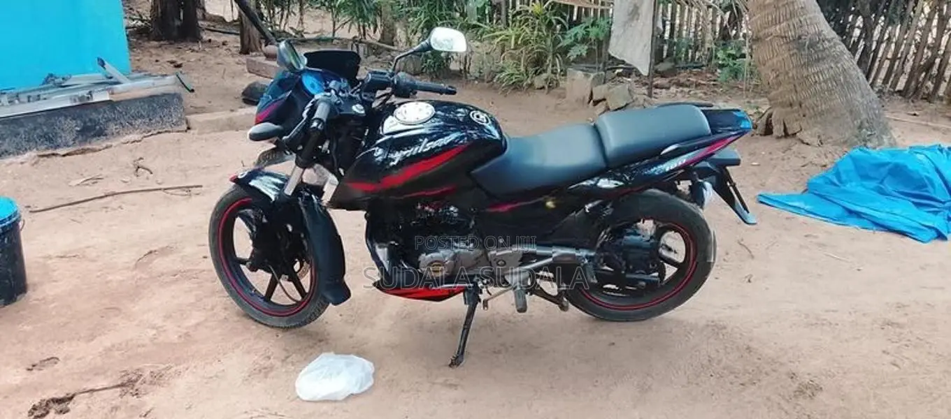 Bajaj Pulsar 180 2017