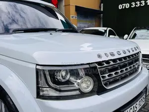 Land Rover Discovery 4 S 2016