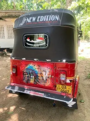 Bajaj RE 2005