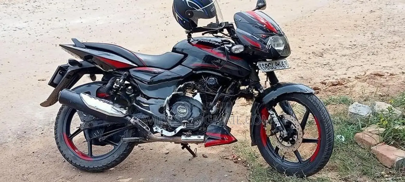 Bajaj Pulsar 150 2018