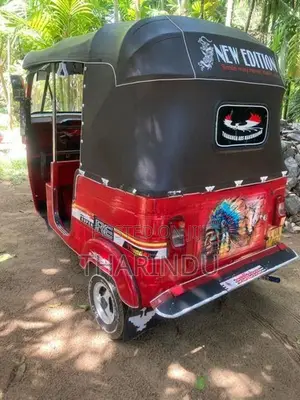 Bajaj RE 2005