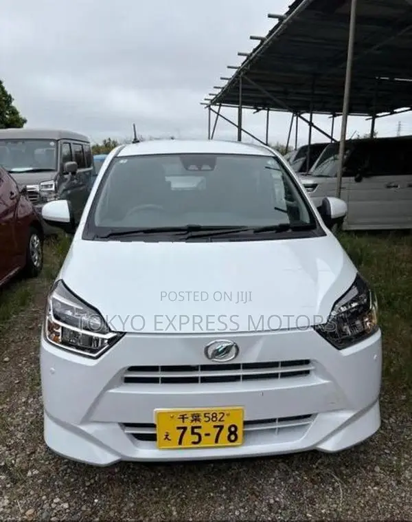 Daihatsu Mira 2025
