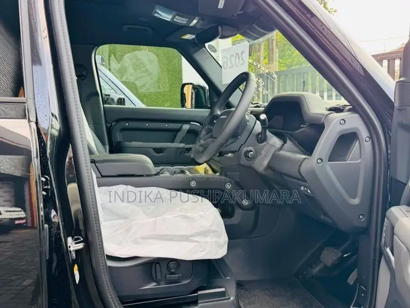 Land Rover Defender MY26 Edition P300 2026