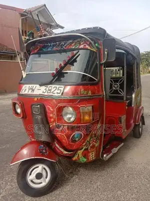 Bajaj RE 2012