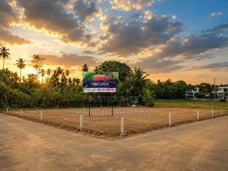 Kahathuduwa වෙල්යායකට මුහුණලා විකිණීමට අගනා බිම් කොටස්