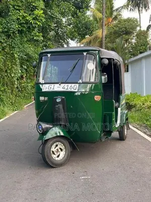Bajaj RE 2001