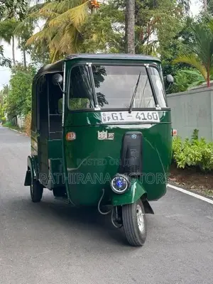 Bajaj RE 2001