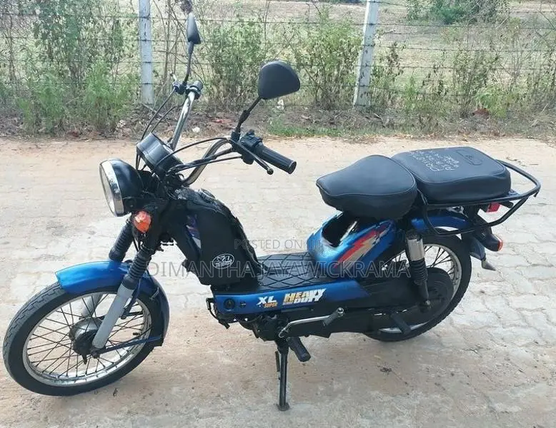 TVS XL Super Heavy Duty 2010