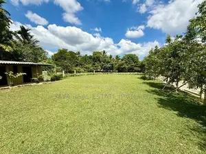 Residential Land for Sale in Thalawathugoda
